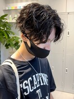 リップス 栄(LIPPS)&nbsp;ツイストスパイラルグリース仕上げツーブロック刈り上げ