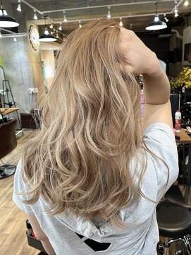 リィリ バイ ロダット 横浜(rili by LODAT) シルキーベージュ【rili横浜】