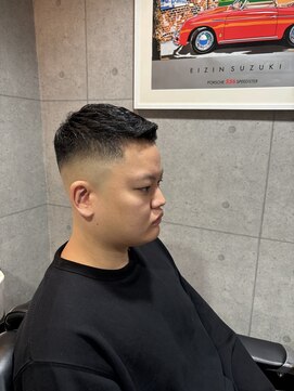 グロウヘアワークス(grow hair works) ベリーショート×スキンフェード