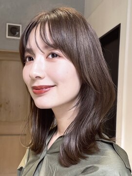 ノイ(noi) 顔周りレイヤーカットくびれヘアミルクティーベージュカラー