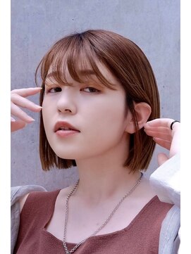 ラウレア(LAULEA) ボブカット/カット/ぱつんとカット/カットカラー/20代cutカラー