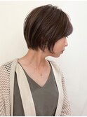 ハイライト白髪ぼかしダブルカラーインナーカラーショートボブ