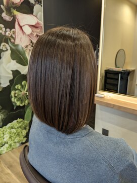 カシココ193(casicoco193.) 前下がり艶ボブ