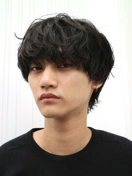 バイフィフス 原宿/表参道(by fifth) 原宿メンズマッシュウルフ無造作シャドウパーマツーブロック黒髪