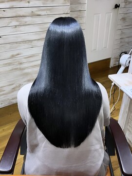 アウラ 近鉄八尾駅前店(Aura) カット×イルミナカラー×UPTOGLOSS髪質改善  近鉄八尾