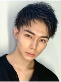 黒髪短髪アッパーショートツーブロック刈り上げソフトツイスト