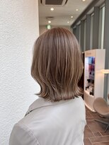 エルサフィロ ヨドヤバシ(el zafiro yodoyabashi)&nbsp;くびレイヤー前髪エモージュ小顔レイヤーカット20代30代40代50代