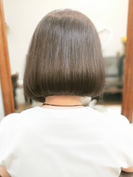 プリバート ワンレングスボブ