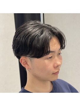 レジナヴィータ 栄(Reginavita) 【メンズ人気】毛流れパーマでセットが楽々♪