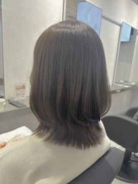 ナンバー ジェミカ 札幌(N° jemica) くびれミディアムオリーブグレージュカラー