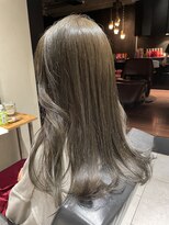 ニュートン(NEWTON)&nbsp;【REONA】オリーブ