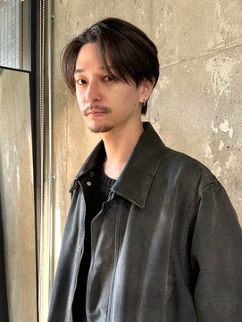 オルカ(ORCA) 曲がる縮毛矯正 ストレート センターパート 毛流れ 南川聖華