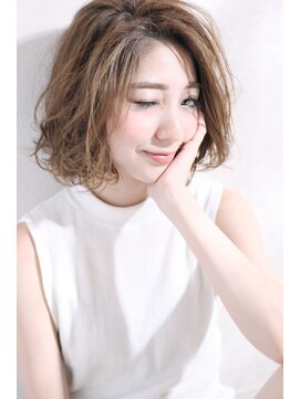 マリアバイアフロート(Maria by AFLOAT) 【重山】ヴェールウェーブブルージュアシメショートボブ♪