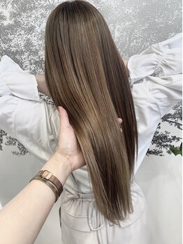 ルノン(Lunon)の写真/【北上市大通り】『未来の髪の貯蓄』を考えた髪質改善メニューで髪の内部から補修。艶のある美髪へ♪