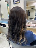 インナーカラー+ゆる巻きウェーブ