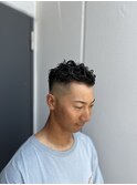 スキンフェードパーマスタイル