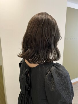 エミィ(emme) 【emme×笹川】くびレイヤー/スモーキーカラー