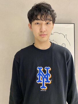 フェンヘアーアイス 中目黒(Fen.hair ici) スーツ短髪ツーブロック束感モテる黒髪シークレットパーマ流行