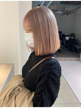 セイル(Sail) 切りっぱなしボブ×ミルクティーベージュ