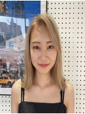 ワンブリーチブロンドヘア