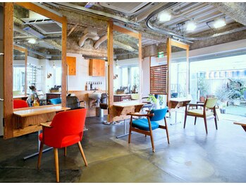 HAIR SALON SAVOIA Organic Eco Salon【サボイア オーガニックエコサロン】