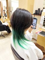 デザイニングヘアードゥ(designing hair Deux)&nbsp;マッシュウルフインナーシルクグリーンカラー