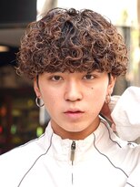 テン 心斎橋(tenn.)&nbsp;心斎橋プードルパーマスパイラルパーマフェードツイスパメンズ◎