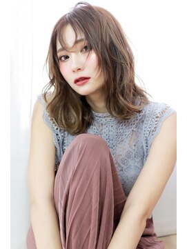 ラフィス ヘアー ミミ 流山おおたかの森店(La fith hair Mimi) 【La fith】 トレンド×ミディアムスタイル