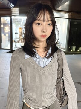 シティ(CITY) ミディアムレイヤー ハッシュカット 韓国 レイヤーミディアム
