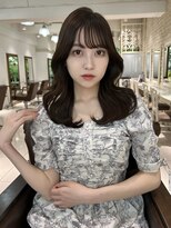 フォルテ 表参道店(FORTE)&nbsp;レイヤーカット/卵型/ホワイトグレージュ/表参道駅