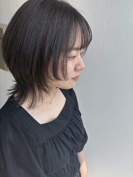 美容室 アイディー i-dee ミディアムウルフ