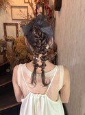 編みおろしツインポニーテール