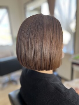 コア フィール ア デイ(COIFFURE A DAY) 【艶髪ボブ】M3Dサラサラヘア