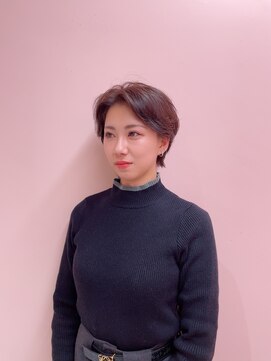 ルーム シンサイバシ(room shinsaibashi) 乾かすだけで完成！大人のハンサムショート