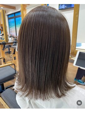 ルッカヘアガーデン バイ ラッシュゴールド(RUCCA HAIR GARDEN by LUSH GOLD) 外はねボブ