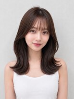 プラチナ(PLATINA) ひし形シルエット韓国風くびれヘア顔まわりレイヤー前髪カット