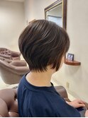 前下がりナチュラルショート