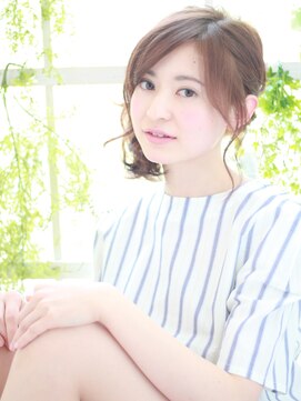 クィーンズガーデンバイケーツーギンザ(QUEEN’S GARDEN by K two GINZA) [K-two銀座]甘めフェアリーミディアム夏のヘアアレンジ
