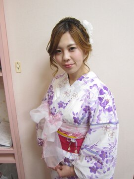 美容室イーナ(e na) 編み込みアップで上品に