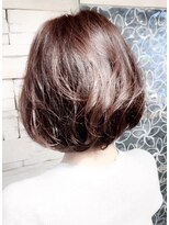 ミッシェル アフロート(michelle afloat)&nbsp;ペタッとしやすい髪を理想の骨格に見せるラウンドCカーブカット