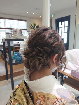 ルル カリス(lulu CHARIS) 成人式ヘアセット