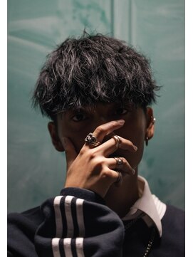 コンティバイミラートーク(CONTY by MIRROR TALK) ツイストパーマ風マッシュ