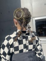 アチーブ ヘア デザイン(achieve hair design) ヘアセット 個性派ツイン水引玉ねぎねじりヘア 卒業式着物和服