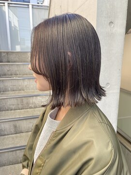 ユノ(juno) 【中目黒】ナチュラルデザインカラーの切りっぱなしボブ☆