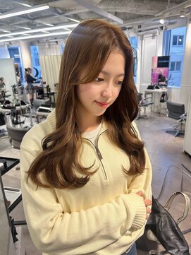 ユーフォリア 渋谷グランデ(Euphoria SHIBUYA GRANDE) ハニーベージュ　ブラウンベージュ　ブリーチなしカラー　YUKI