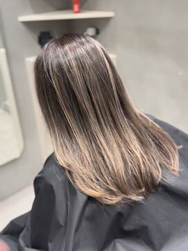 コスモス 町田(COSMOS) ミルクティーバレイヤージュ