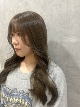 ステラ(stella) 艶感ミルクティーグレージュ