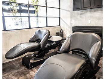 ヘアーサロンウル(hair salon ulu)の写真/Yumeシャンプー台で寝心地よく過ごす、落ち着いた雰囲気の極上の癒やし空間です☆