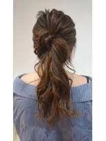 ポニーアレンジ_簡単アレンジヘアアレンジ