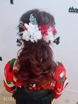 シム テンジン(hair & beaty SIM tenjin)&nbsp;アクセサリー付きハーフアップ☆